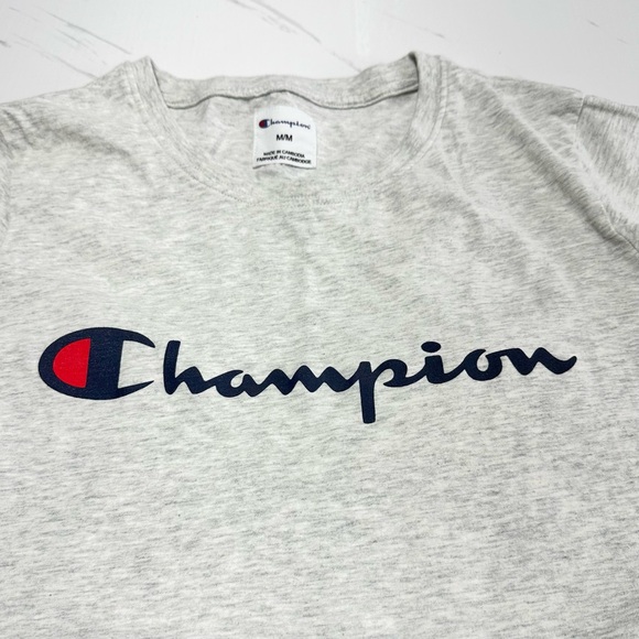 Champion Like New Light Gray Comfy 100% Cotton Shirt Size Medium - Picture 2 of 9